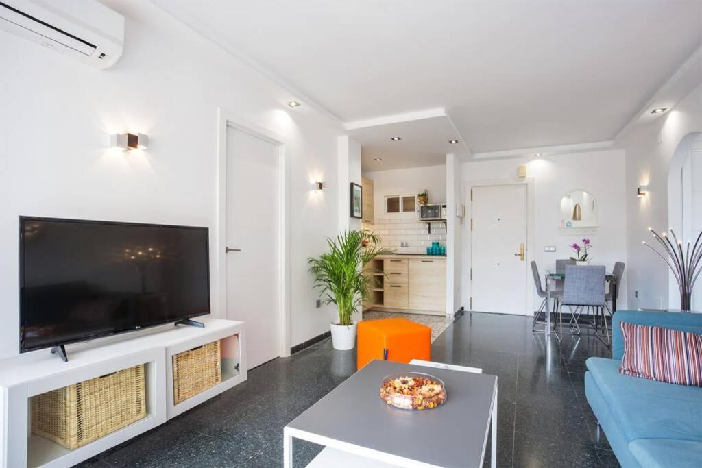 Puertosol 33 - 2 Bed Apartment, Beach Puerto Marina بينالماذينا المظهر الخارجي الصورة
